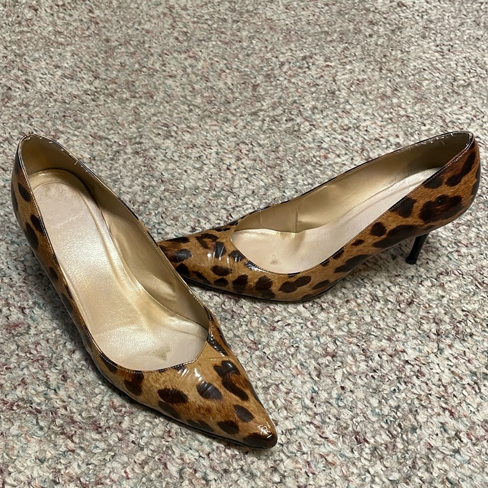 Stuart weitzman patent heels